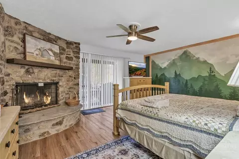 Bedroom - 101 Golf View Dr #A-1, Beech Mountain, NC 28604 photo 3 of 8