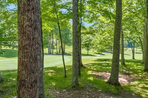 Exterior - 101 Golf View Dr #A-1, Beech Mountain, NC 28604 photo 5 of 13