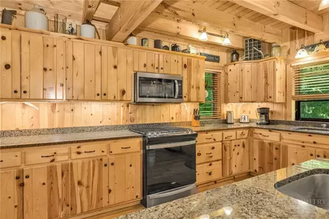 Kitchen - 4098 Roundabout Rd, Creston, NC 28615 photo 4 of 6