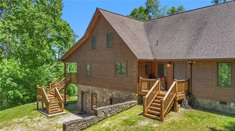 4098 Roundabout Rd, Creston, NC 28615