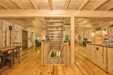 Entry Way - 4098 Roundabout Rd, Creston, NC 28615 photo 2 of 3