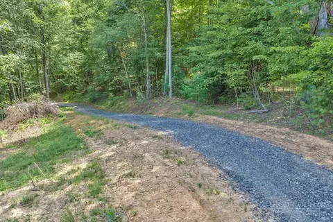 439 Howell Rd, Lansing, NC 28643 photo 25