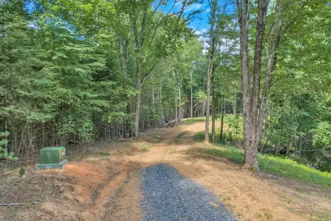 439 Howell Rd, Lansing, NC 28643 photo 34