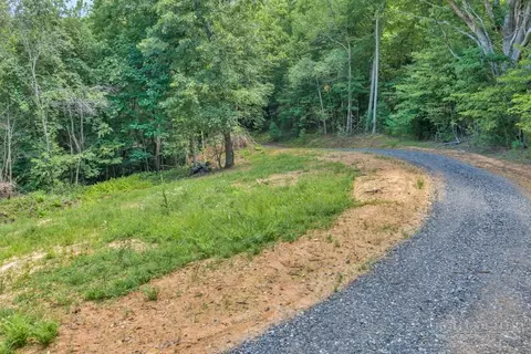 439 Howell Rd, Lansing, NC 28643 photo 27