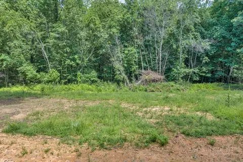 439 Howell Rd, Lansing, NC 28643 photo 32
