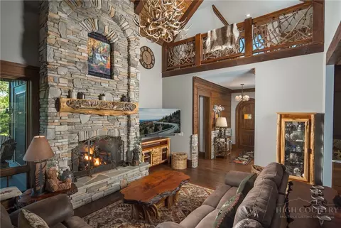 Living - 220 Persimmon Ln, Boone, NC 28607 photo 4 of 5