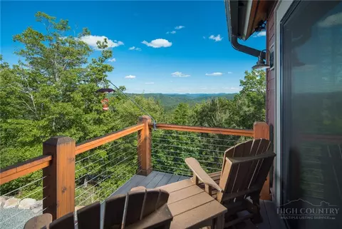 Exterior - 220 Persimmon Ln, Boone, NC 28607 photo 6 of 10