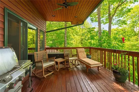 Exterior - 173 Rhododendron Dr, Beech Mountain, NC 28604 photo 4 of 14