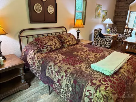 Bedroom - 397 Elderberry Loop, Newland, NC 28657 photo 3 of 8