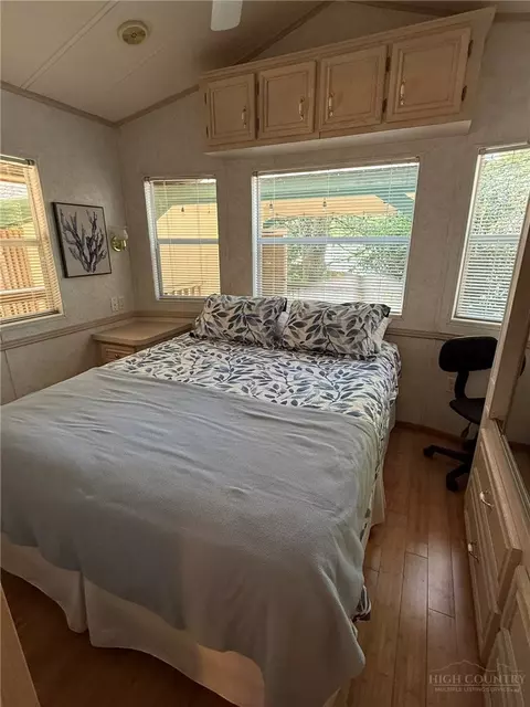 Bedroom - 397 Elderberry Loop, Newland, NC 28657 photo 5 of 8