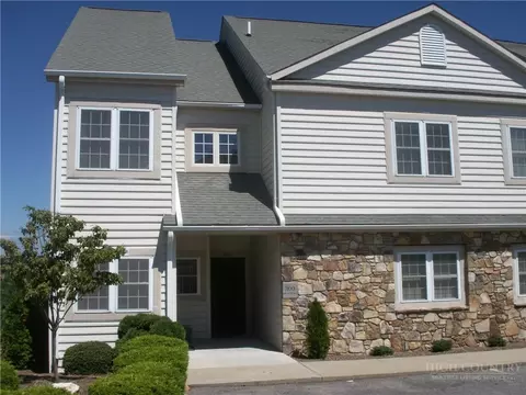 114 Club Villa Dr #300, Roaring Gap, NC 28668