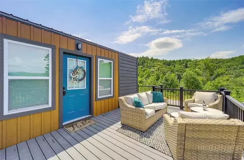4635 Banbury Trl, Lenoir, NC 28645
