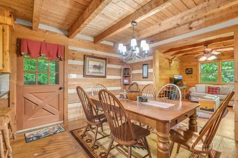 Dining - 711 Meadow Rd, Ferguson, NC 28624 photo 1 of 2