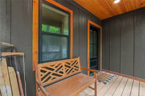 Exterior - 100 Teaberry Trl, Beech Mountain, NC 28604 photo 3 of 10