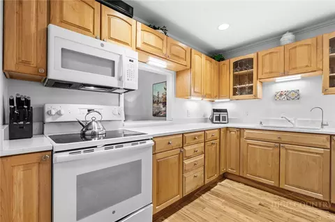 Kitchen - 101 Golf View Dr #3, Beech Mountain, NC 28604 photo 1 of 4