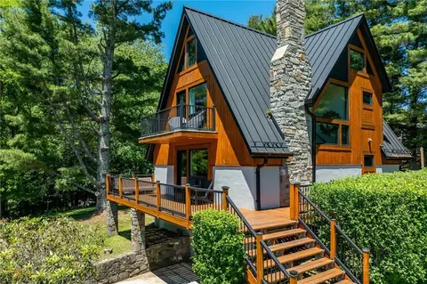 Exterior - 146 Trillium Rdg, Boone, NC 28607 photo 2 of 13
