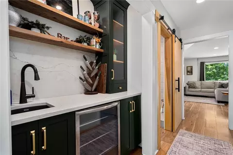 Entry Way - 146 Trillium Rdg, Boone, NC 28607 photo 2 of 6
