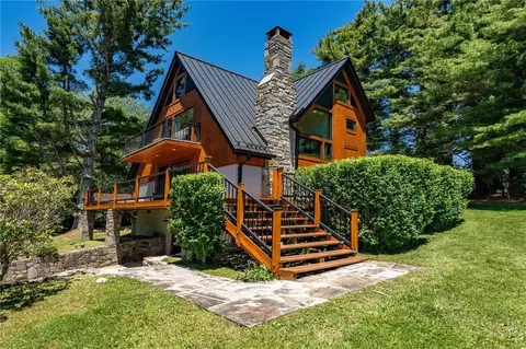 Exterior - 146 Trillium Rdg, Boone, NC 28607 photo 9 of 14