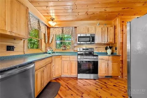 Kitchen - 310 Locust Point Dr, Boone, NC 28607 photo 1 of 3