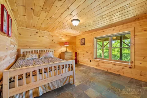 Bedroom - 310 Locust Point Dr, Boone, NC 28607 photo 5 of 9