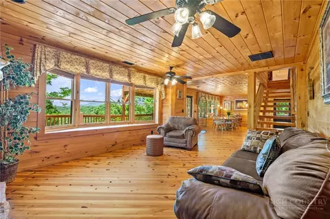 Living - 310 Locust Point Dr, Boone, NC 28607 photo 3 of 3
