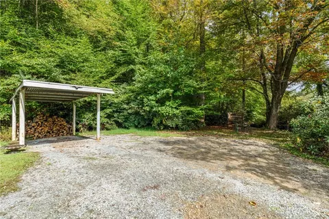 1794 Highway 105, Boone, NC 28607 photo 8