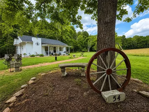 54 Wagon Wheel Way, Sparta, NC 28675