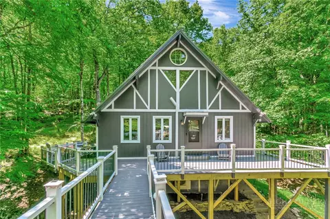 136 Staghorn Holw, Beech Mountain, NC 28604