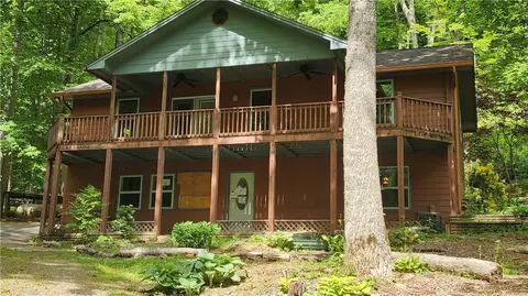115 Old Camptown Dr, Hayesville, NC 28904