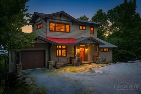 1033 Charter Hills Rd, Beech Mountain, NC 28604