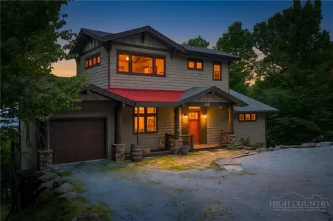 1033 Charter Hills Rd, Beech Mountain, NC 28604
