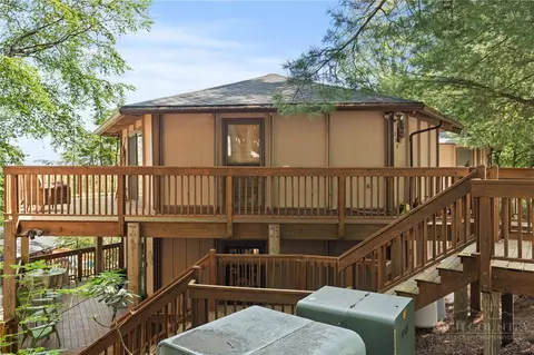 105 Hornbeam Rd #B4, Beech Mountain, NC 28604