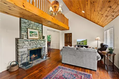 Living - 351 Old Bark, Boone, NC 28607 photo 4 of 6