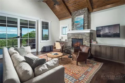 198 Ramblestone Ter #303, Boone, NC 28607