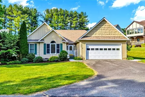 144 Rocky Creek Ct, Jefferson, NC 28640