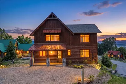 8 Long Crested Dr, Banner Elk, NC 28604