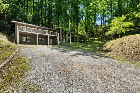 Exterior - 169 Chandy St, Boone, NC 28607 photo 6 of 11
