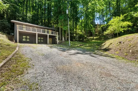 Exterior - 169 Chandy St, Boone, NC 28607 photo 4 of 8