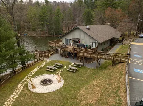 Exterior - 174 Horse Shoe Ridge Rd, Deep Gap, NC 28618 photo 9 of 10