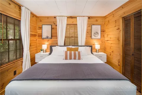 Bedroom - 174 Horse Shoe Ridge Rd, Deep Gap, NC 28618 photo 2 of 7
