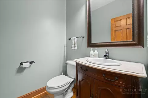 Bath - 128 E Pinecrest Ct, Boone, NC 28607 photo 7 of 7