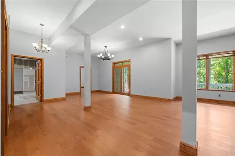 Living - 128 E Pinecrest Ct, Boone, NC 28607 photo 6 of 7