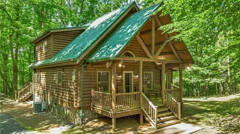 387 Woodland Rdg, Lansing, NC 28643