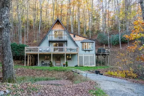 864 Trojan Horse Cir, Fleetwood, NC 28626