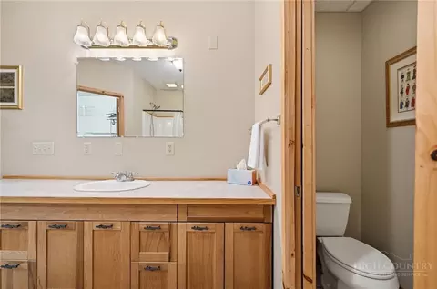Bath - 605 Valley View Dr, Purlear, NC 28665 photo 3 of 4