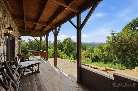 Exterior - 605 Valley View Dr, Purlear, NC 28665 photo 7 of 16