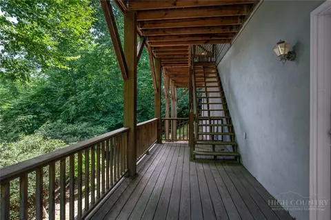 Exterior - 100 Ravens Vw, Boone, NC 28607 photo 3 of 10