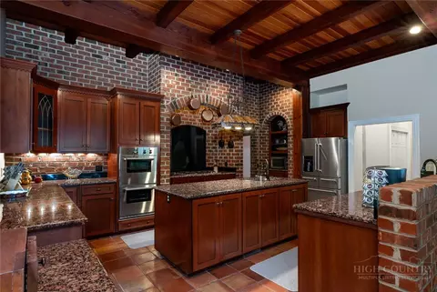 Kitchen - 5712 Summit Rd, Purlear, NC 28665 photo 1 of 2