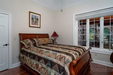 Bedroom - 5712 Summit Rd, Purlear, NC 28665 photo 4 of 6