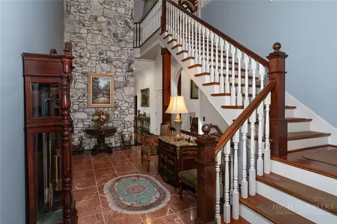 Entry Way - 5712 Summit Rd, Purlear, NC 28665 photo 1 of 1